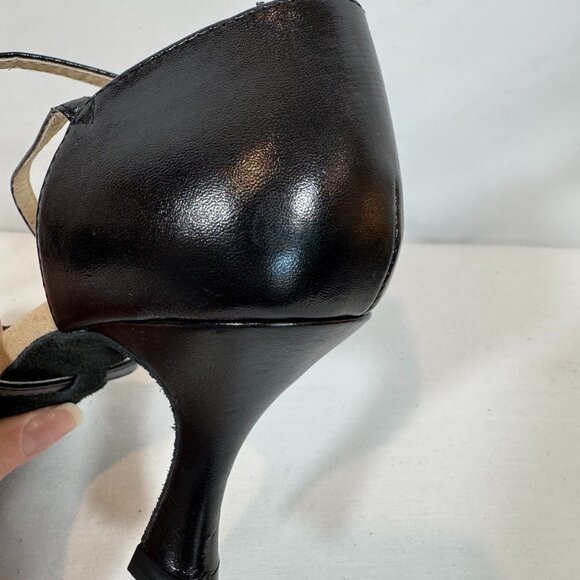 CAPEZIO ROSA BALLROOM SHOE - SIZE 8M - Picture 11 of 14
